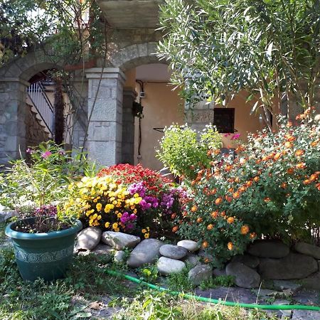 Old House Apartment With Garden Area มซเคทา ภายนอก รูปภาพ