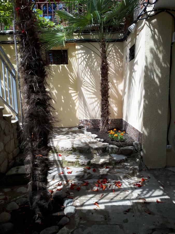 Old House Apartment With Garden Area มซเคทา ภายนอก รูปภาพ