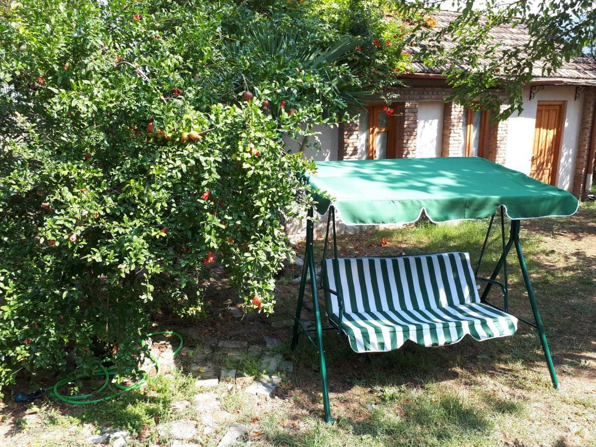 Old House Apartment With Garden Area มซเคทา ภายนอก รูปภาพ
